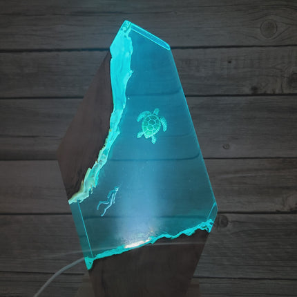 Submarine Cave Lamp, Scuba Diver Lamp, Turtle Night Light, Ocean Night Light, Scuba Diver Night Light, Ocean Lamp Epoxy Underwater Figurine - Pink Horse Florida