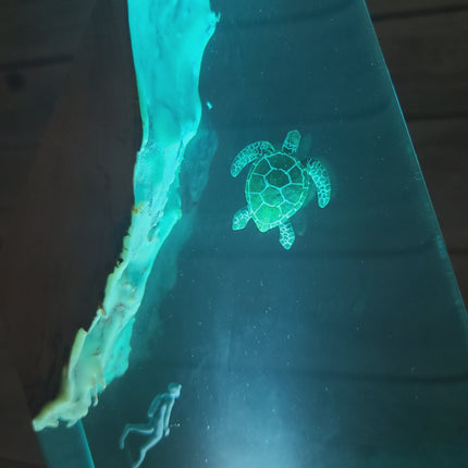 Submarine Cave Lamp, Scuba Diver Lamp, Turtle Night Light, Ocean Night Light, Scuba Diver Night Light, Ocean Lamp Epoxy Underwater Figurine - Pink Horse Florida