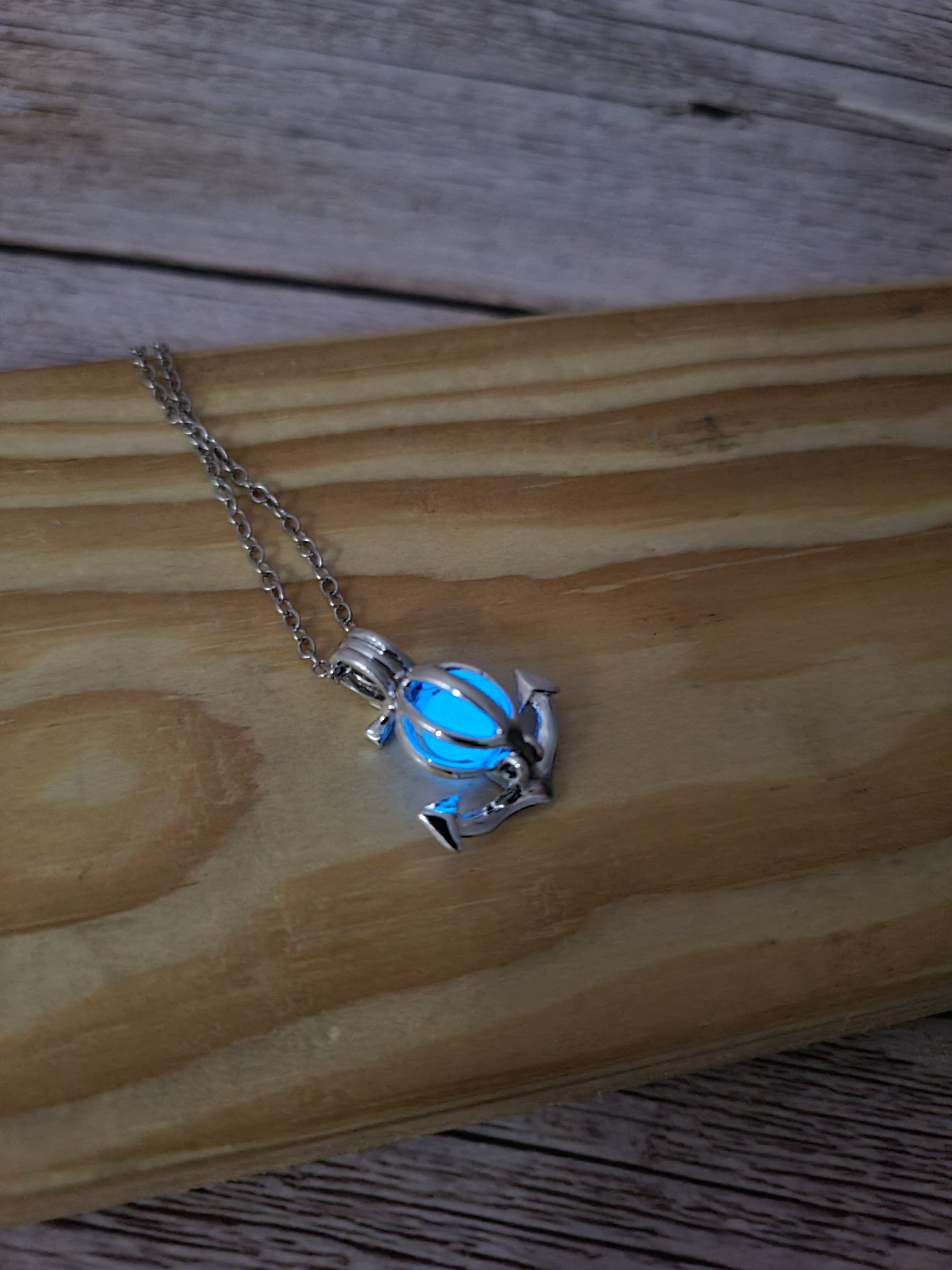 Anchor necklace Glow in the Dark Nautical jewelry Maritime charm Symbolic pendant Ocean-inspired accessory Classic anchor design - Pink Horse Florida