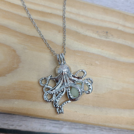 Glow-in-the-dark octopus necklace Luminescent cephalopod jewelry Glowing marine pendant Enchanting glow necklace Octopus tentacle glow charm - Pink Horse Florida