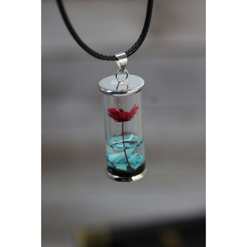 Kendra Scott Elisa Gold Pendant Necklace in Dichroic Glass • Impressions  Online Boutique